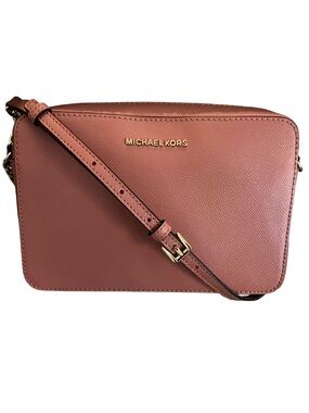 PERFECT & LIKE NEW!MICHAEL KORS DUSTY ROSE EAST WEST JET SET SAFFIANO CROSSBODY